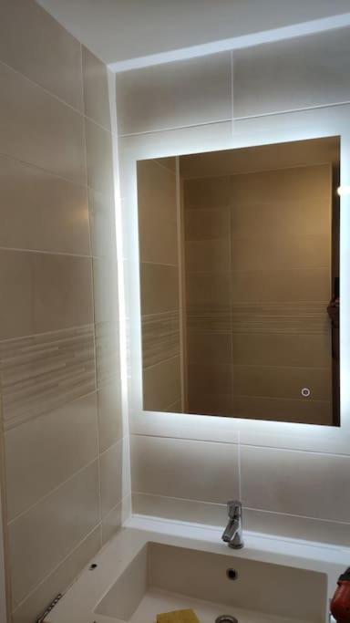 De 51 M2 Avec Jardin De 51 M2, Parking Prive *