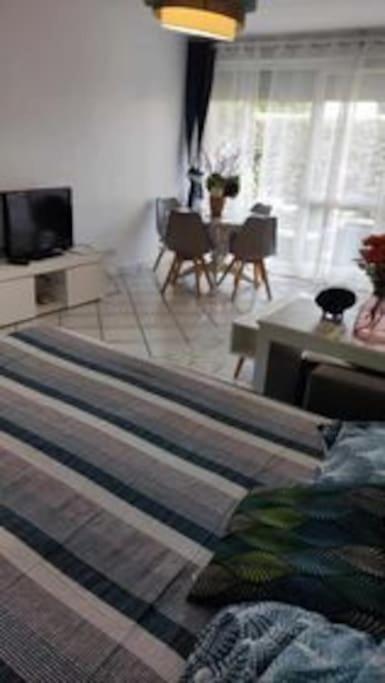 De 51 M2 Avec Jardin De 51 M2, Parking Prive Apartment Acheres (Yvelines)