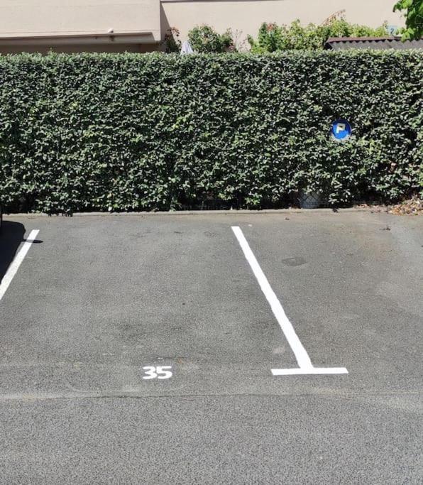 De 51 M2 Avec Jardin De 51 M2, Parking Prive Acheres (Yvelines)